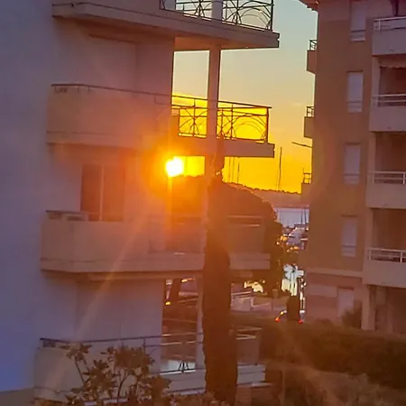 Tres Jolie A 2 Minutes De La Et Du Port De Secteur Base Nature Апартаменты Фрежюс